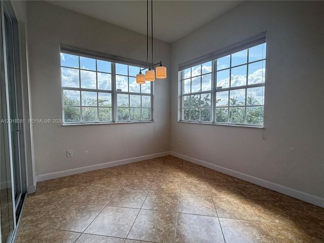 8344 NW 127th Ln 26-F, Parkland, FL 33076
