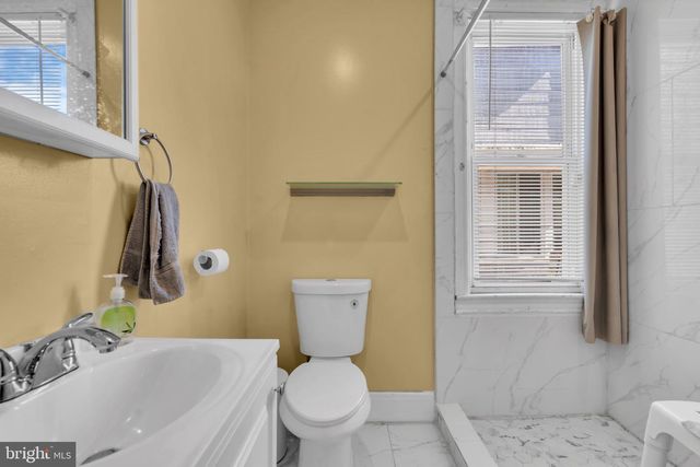 661 2ND ST, Trenton, NJ 08611