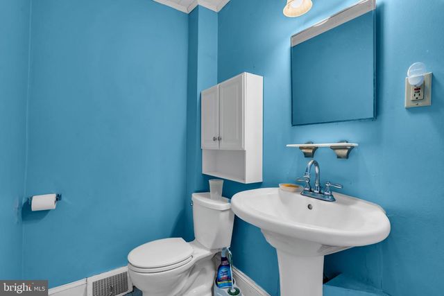 661 2ND ST, Trenton, NJ 08611