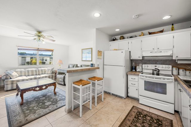 43 Waterford B, Delray Beach, FL 33446