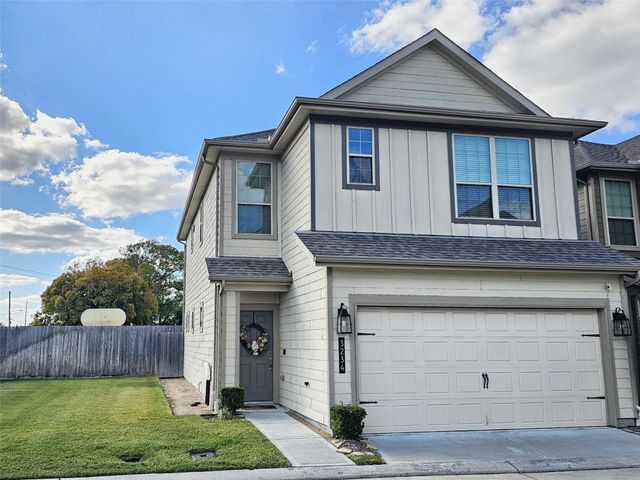 3234 Longleaf Meadows Drive, Houston, TX 77063
