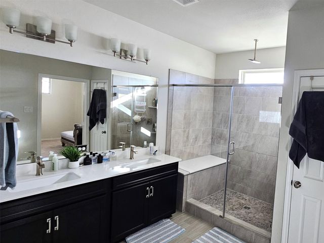 3234 Longleaf Meadows Drive, Houston, TX 77063