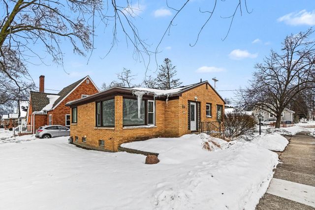 21 S Despelder Street, Grand Haven, MI 49417