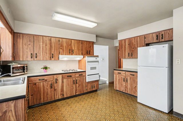 21 S Despelder Street, Grand Haven, MI 49417