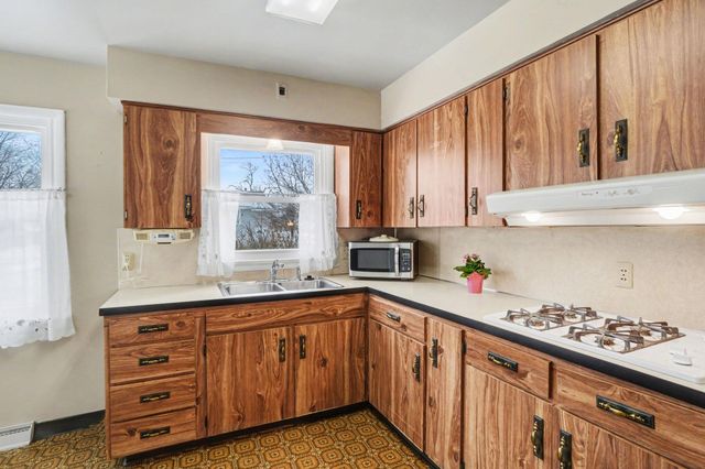 21 S Despelder Street, Grand Haven, MI 49417