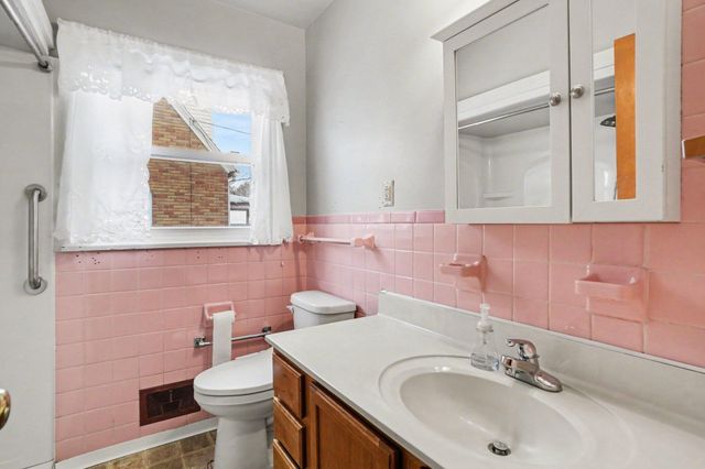 21 S Despelder Street, Grand Haven, MI 49417