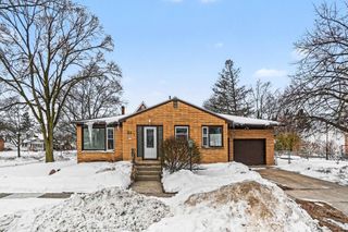 21 S Despelder Street, Grand Haven, MI 49417