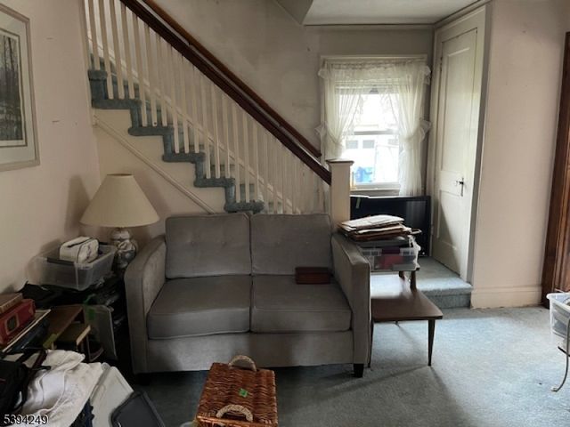 520 Winsor St, Bound Brook Boro, NJ 08805