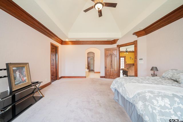4721 Bobwhite Rd, Gilmer, TX 75645