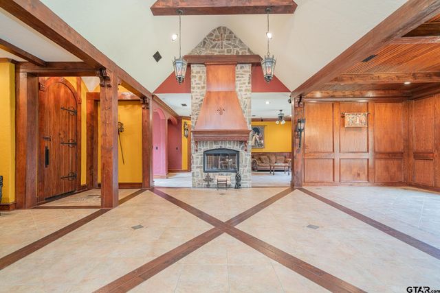 4721 Bobwhite Rd, Gilmer, TX 75645