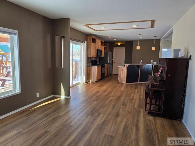 5124 Rancheros Loop, Tetonia, ID 83452