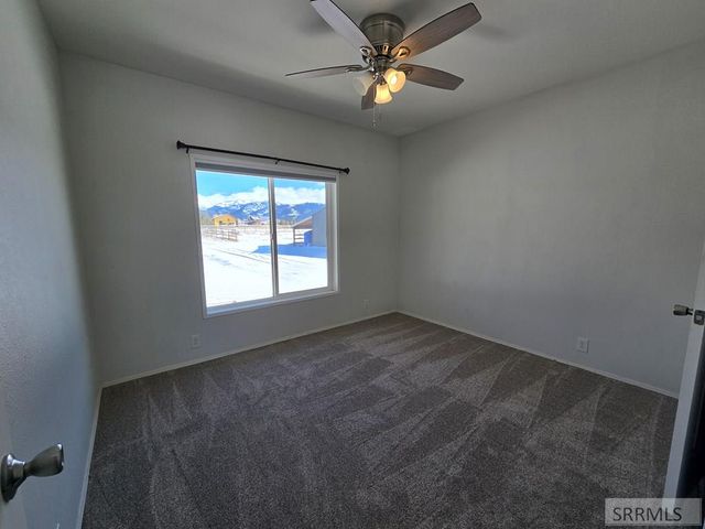 5124 Rancheros Loop, Tetonia, ID 83452