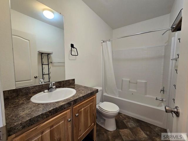 5124 Rancheros Loop, Tetonia, ID 83452