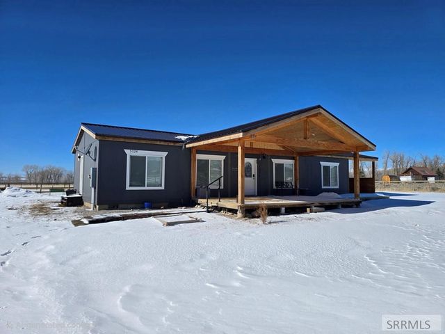 5124 Rancheros Loop, Tetonia, ID 83452