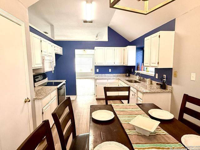 12206 Stoney Pond, San Antonio, TX 78247