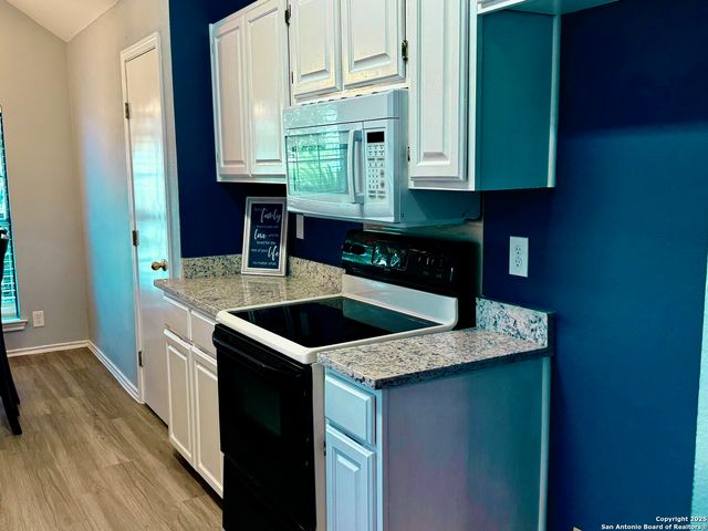 12206 Stoney Pond, San Antonio, TX 78247