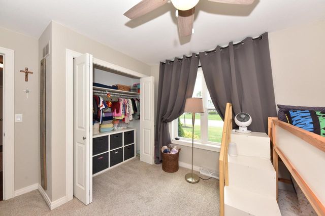 W163N10464 Ridgeview LANE, Germantown, WI 53022