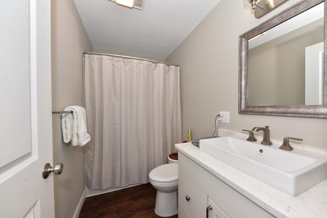 W163N10464 Ridgeview LANE, Germantown, WI 53022