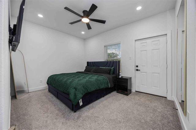 205 Boldens Street A, Houston, TX 77029