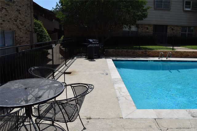 7931 Royal Lane 216, Dallas, TX 75230