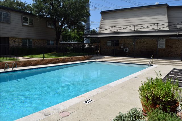 7931 Royal Lane 216, Dallas, TX 75230