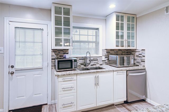 7931 Royal Lane 216, Dallas, TX 75230
