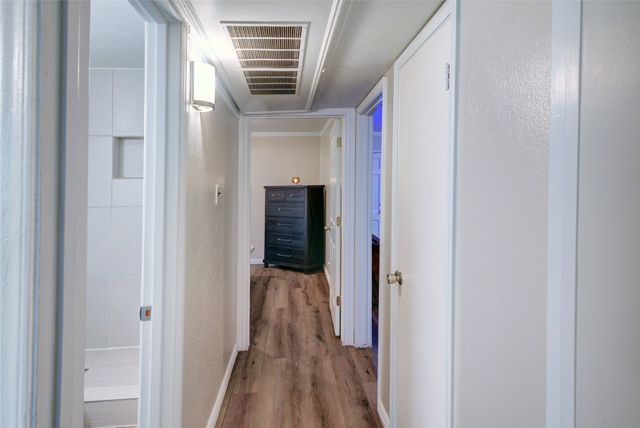 7931 Royal Lane 216, Dallas, TX 75230