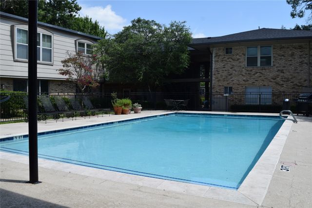 7931 Royal Lane 216, Dallas, TX 75230