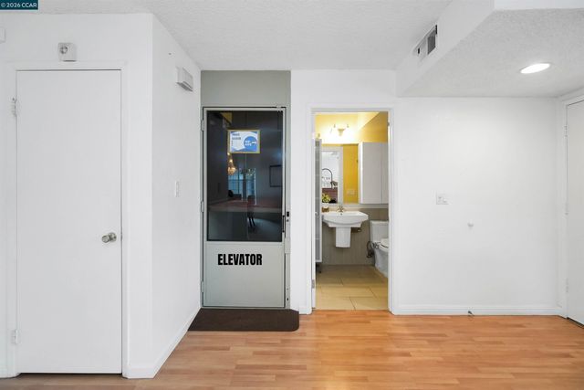 922 Coral Dr, Rodeo, CA 94572