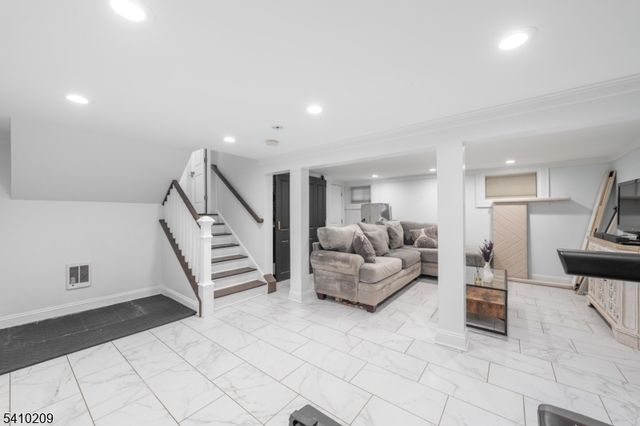 2853 Allen Ave, Union Twp., NJ 07083