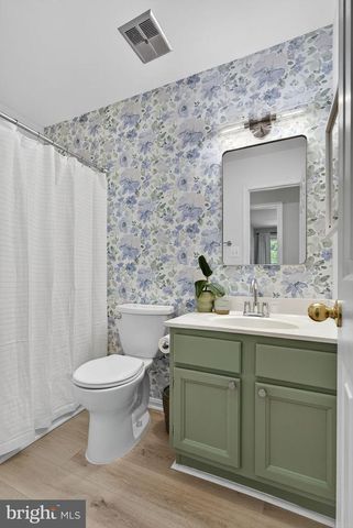 903 YOUNG DAIRY CT, Herndon, VA 20170