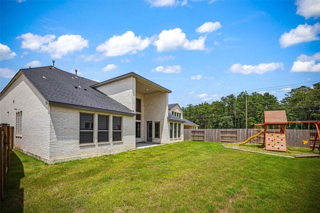 29024 Red Loop Drive, New Caney, TX 77357