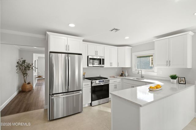 205 Bonaire Drive, Toms River, NJ 08757
