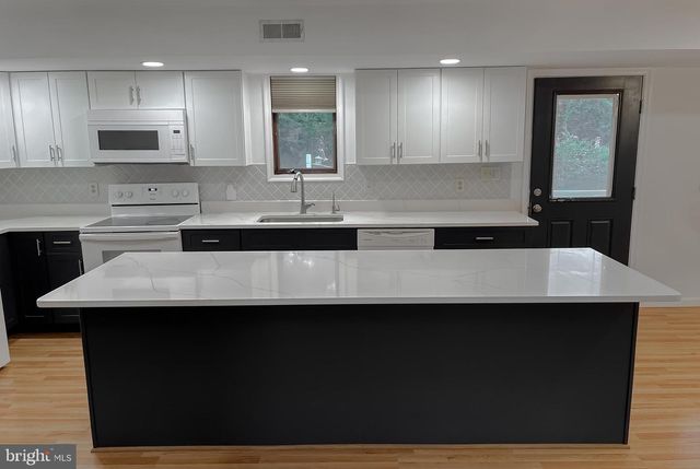 11010 POPLAR DR, Lusby, MD 20657