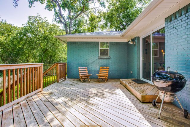 2427 Driftway Drive, Dallas, TX 75228