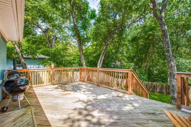 2427 Driftway Drive, Dallas, TX 75228