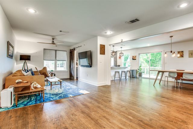 2427 Driftway Drive, Dallas, TX 75228