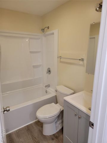 709 Suburban Avenue, Ferguson, MO 63135