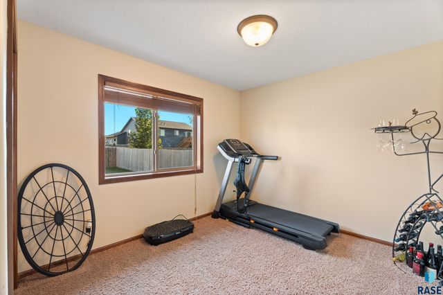 904 Honeysuckle Dr Dr Drive, Harrisburg, SD 57032