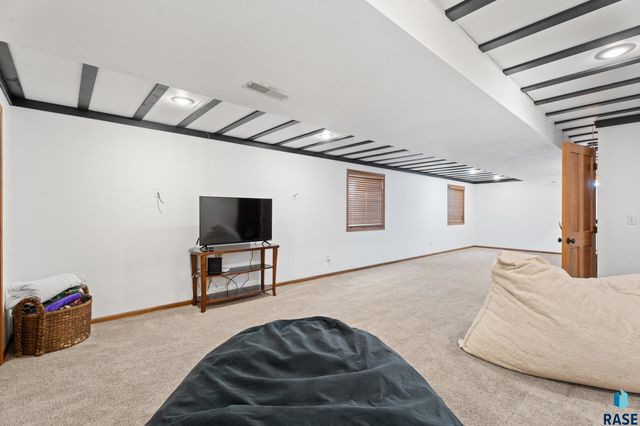 904 Honeysuckle Dr Dr Drive, Harrisburg, SD 57032