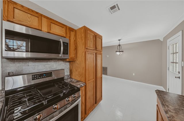 823 Granite Street, Siloam Springs, AR 72761