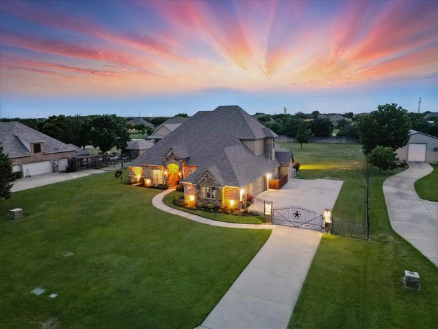 13133 Willow Ranch Way, Fort Worth, TX 76052
