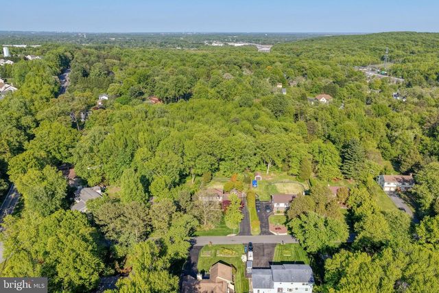 112 TALL PINES RD, Newark, DE 19713