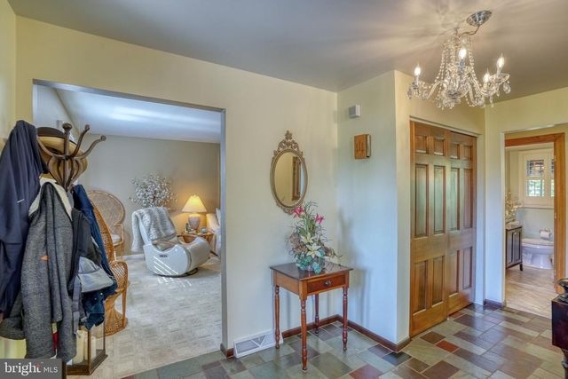 112 TALL PINES RD, Newark, DE 19713