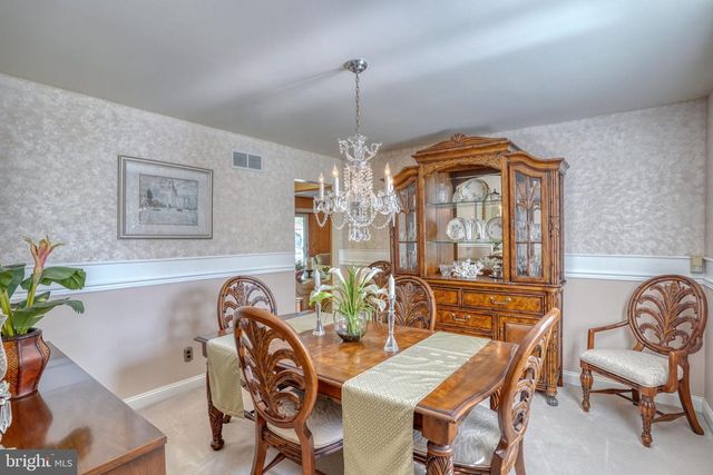 112 TALL PINES RD, Newark, DE 19713