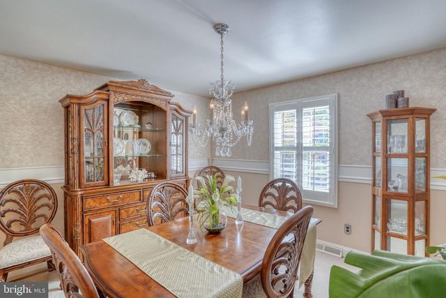 112 TALL PINES RD, Newark, DE 19713