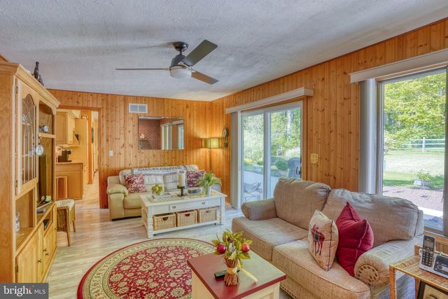 112 TALL PINES RD, Newark, DE 19713
