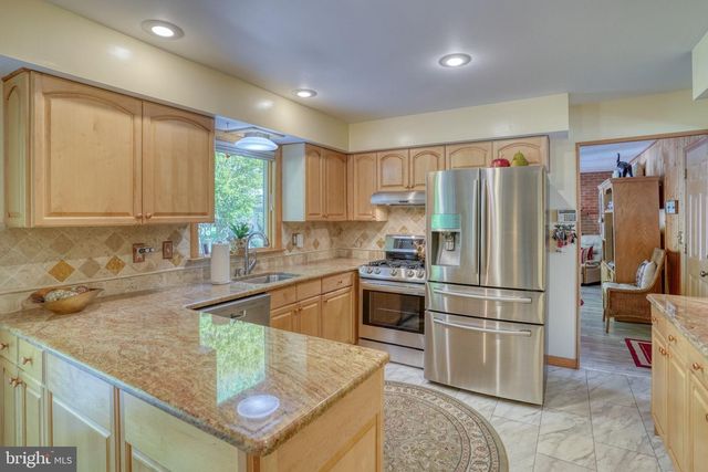 112 TALL PINES RD, Newark, DE 19713