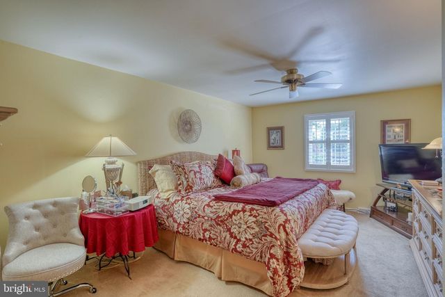 112 TALL PINES RD, Newark, DE 19713