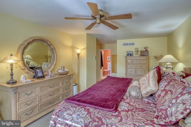 112 TALL PINES RD, Newark, DE 19713